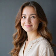 Retrato de Laura Pérez, Especialista en Nutrición Infantil y Familiar.